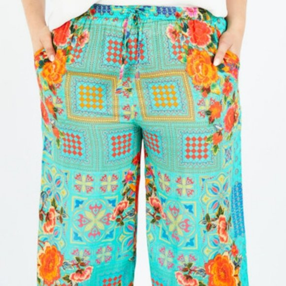 LULA SOUL Aqua Turquoise Capri Wide Leg Pants - Picture 8 of 16